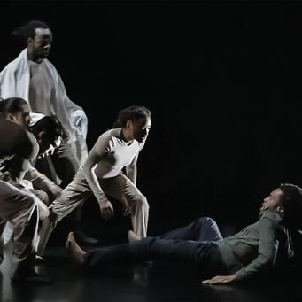 Dunia Dance Theatre – „Reflections On Monsters“ (Foto: Antoine Panie)