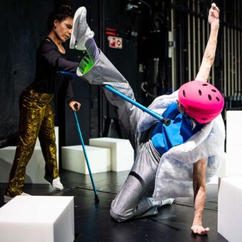 Alessandro Schiattarella – „Zer-brech-lich“