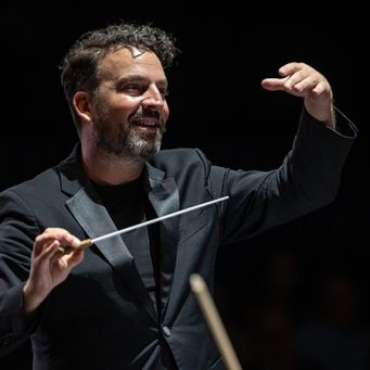 James Gaffigan (Foto: Mikel Ponce)